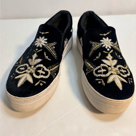 Carlos by Carlos Santana Embroidered Black and Gold Women's Slip-On Sneakers - Picture 2 of 11
